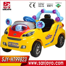 As crianças de 4 rodas montam no carro 4 carros elétricos do canal com os carros leves do brinquedo do bebê com música HT-99823